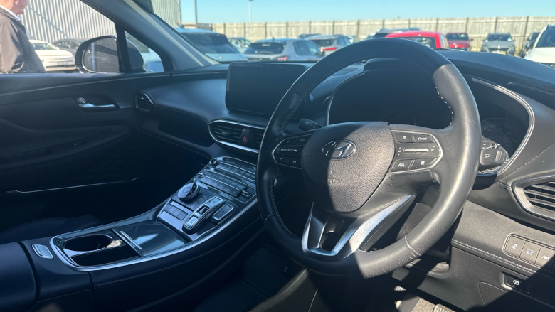 Hyundai SANTA FE 1.6 TGDi Hybrid Premium 5dr 4WD Auto Hybrid Estate